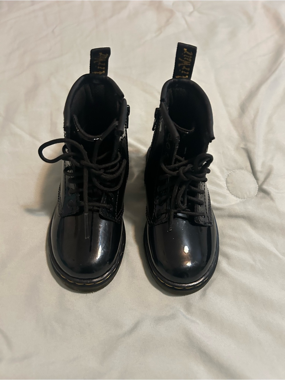 Dr. Martens Kids Black Patent Lace-Up Ankle Boots